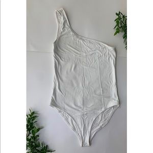 Timeless white one shoulder bodysuit